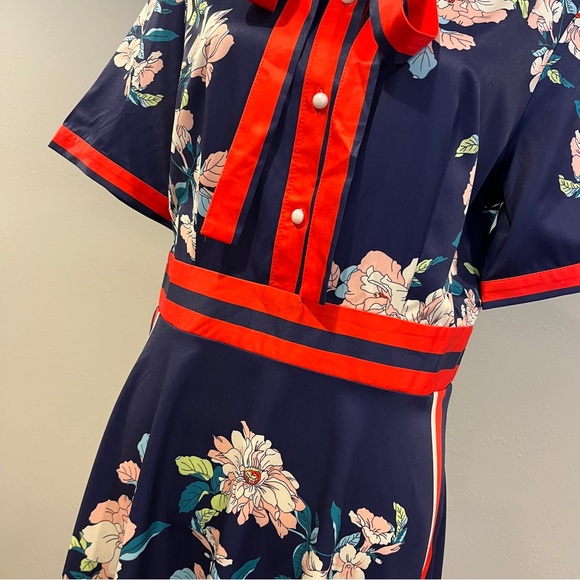 Short sleeves Floral Navy Dress size extra large - Picture 4 of 14